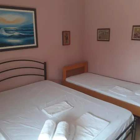 Big Apartment With Castle View * קאבאלה